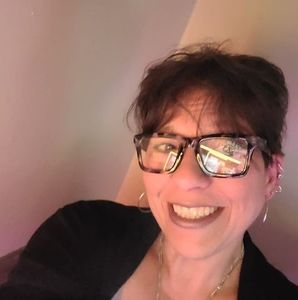 Meet your Posher, Ann